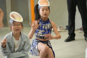 1140426港西72週年園遊會03:LINE_ALBUM_校慶英文MSSR一三年級唱跳演出_250429_17
