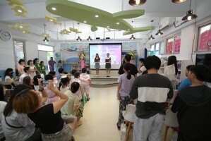 113學年度港西畢業(國小第69屆,幼第38屆)花絮01:LINE_ALBUM_畢業典禮其他花絮_250617_19