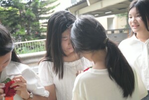 113學年度港西畢業(國小第69屆,幼第38屆)花絮01:LINE_ALBUM_畢業典禮其他花絮_250617_31